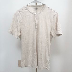 Banana Republic | Men’s soft cotton tee